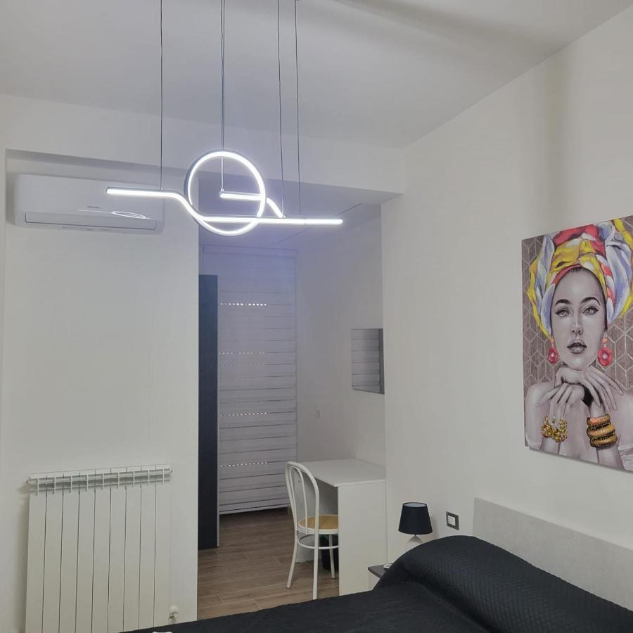 B&B Dei Sogni In Centro, Con Facilita Di Parcheggio Cosenza Bagian luar foto