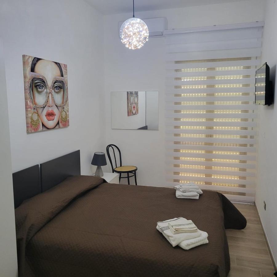 B&B Dei Sogni In Centro, Con Facilita Di Parcheggio Cosenza Bagian luar foto