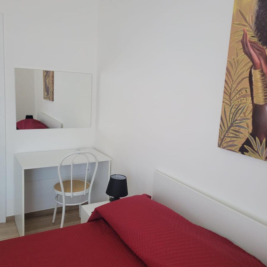 B&B Dei Sogni In Centro, Con Facilita Di Parcheggio Cosenza Bagian luar foto